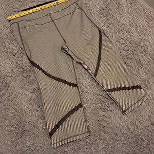 Calvin Klein Women’s Performance Plus Size Quick Dry Leggings